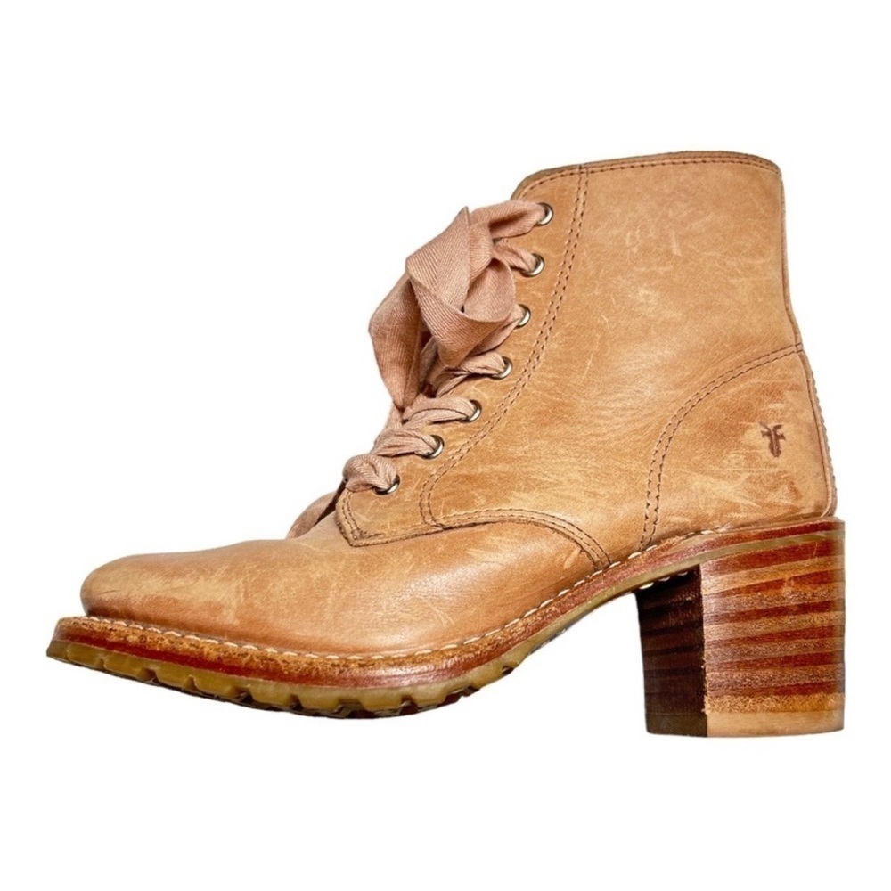 Frye Sabrina 6G lace up heeled booties size 6M - Picture 3 of 13